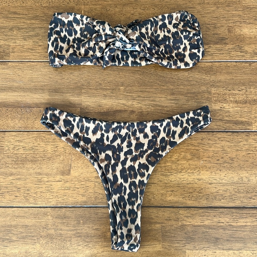 Vincija bam bam 🍖 self-tie cheeky bikini